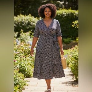 In Every Story Navy Geometric Print Short Sleeve V-Neck A-Line Midi Wrap Dress